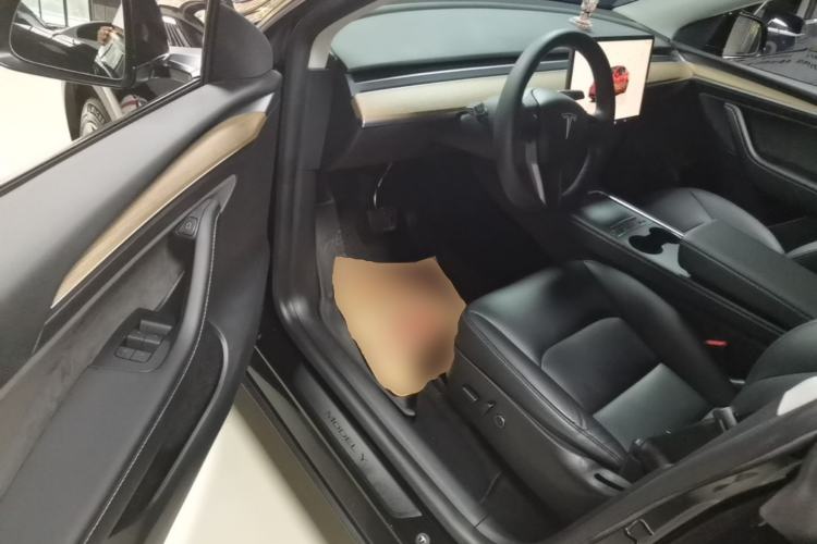 Used Tesla Model Y 2022 Rear-Wheel-Drive Version Driver Seat