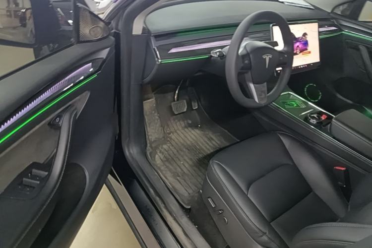 Used Tesla Model Y 2022 Rear-Wheel-Drive Version Driver Seat