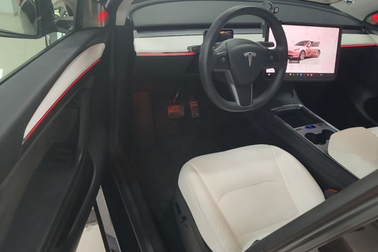 Used Tesla Model Y 2022 Revised Version Rear-Wheel Drive Driver Seat
