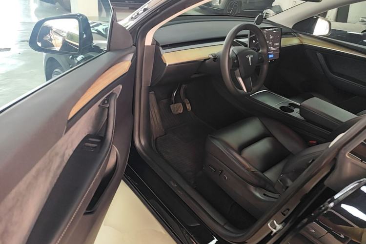 Used Tesla Model Y 2022 Revised Version Long-Range All-Wheel Drive Driver Seat