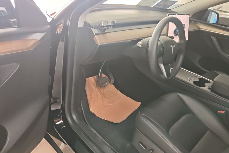 Used Tesla Model Y 2022 Revised Version Rear-Wheel Drive Driver Seat