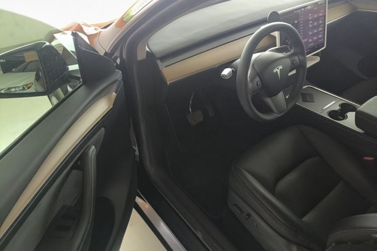 Used Tesla Model Y 2022 Revised Version Rear-Wheel Drive Driver Seat