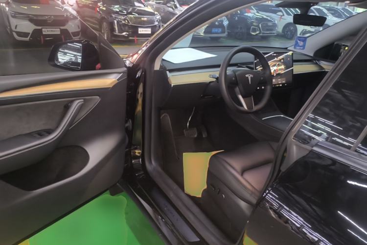 Used Tesla Model Y 2022 Revised Version Rear-Wheel Drive Driver Seat