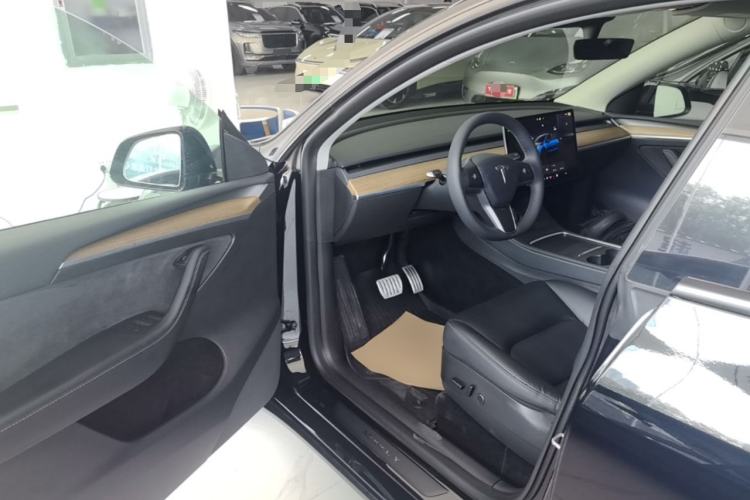 Used Tesla Model Y 2022 Performance High-Performance All-Wheel-Drive Version Driver Seat