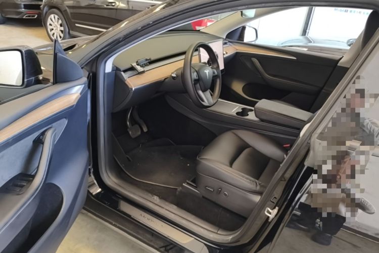 Used Tesla Model Y 2022 Rear-Wheel-Drive Version Driver Seat