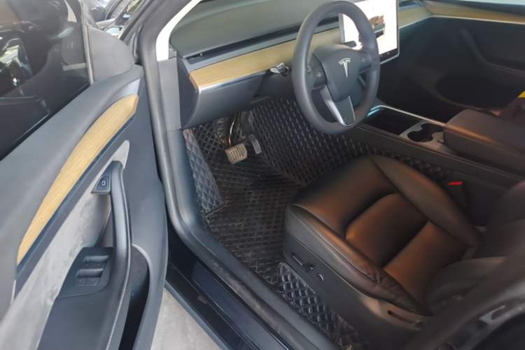 Used Tesla Model Y 2022 Revised Version Rear-Wheel Drive Driver Seat