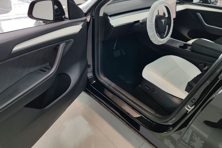 Used Tesla Model Y 2022 Revised Version Rear-Wheel Drive Driver Seat