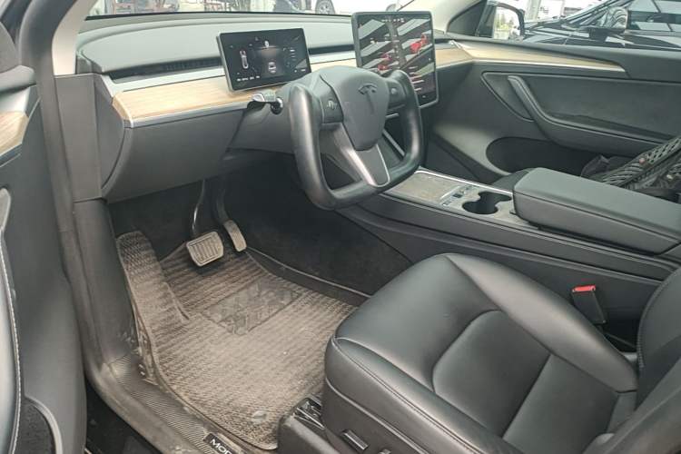 Used Tesla Model Y 2022 Revised Version Rear-Wheel Drive Driver Seat