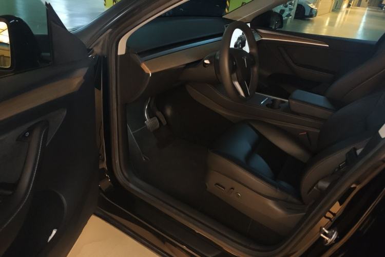 Used Tesla Model Y 2022 Revised Version Rear-Wheel Drive Driver Seat