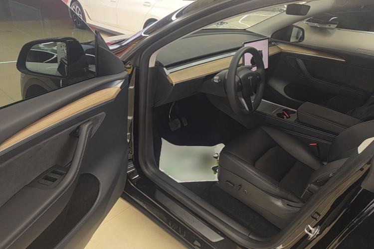 Used Tesla Model Y 2022 Rear-Wheel-Drive Version Driver Seat