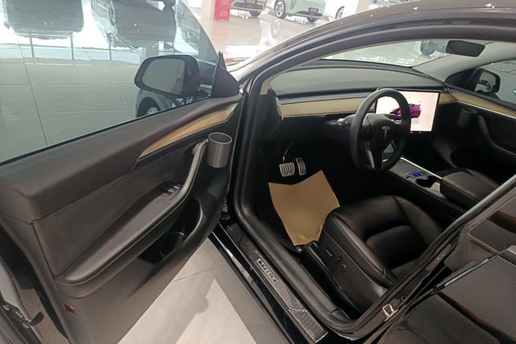 Used Tesla Model Y 2022 Performance High-Performance All-Wheel-Drive Version Driver Seat