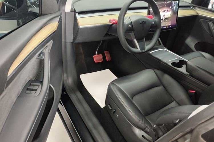 Used Tesla Model Y 2022 Revised Version Rear-Wheel Drive Driver Seat