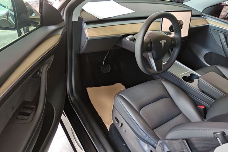 Used Tesla Model Y 2022 Revised Version Rear-Wheel Drive Driver Seat