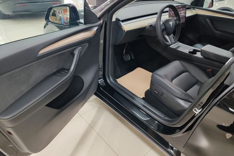 Used Tesla Model Y 2022 Revised Version Rear-Wheel Drive Driver Seat