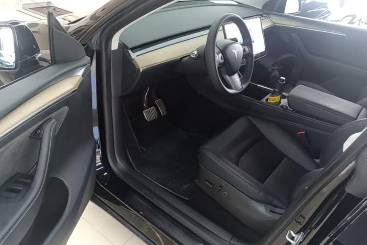 Used Tesla Model Y 2022 Revised Version Rear-Wheel Drive Driver Seat