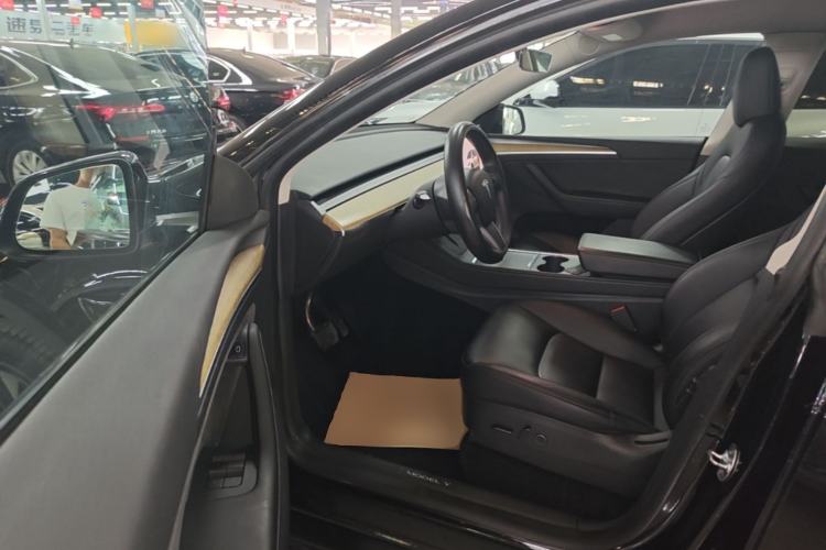 Used Tesla Model Y 2022 Revised Version Rear-Wheel Drive Driver Seat