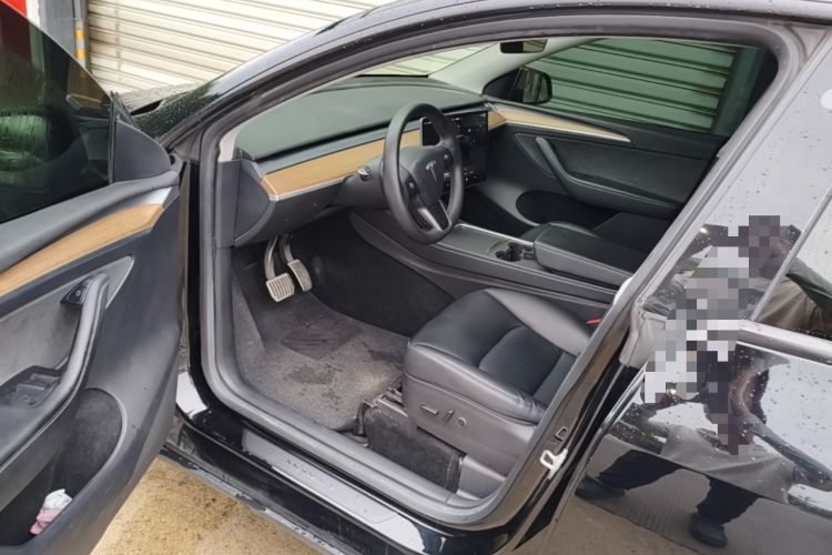 Used Tesla Model Y 2022 Rear-Wheel-Drive Version Driver Seat