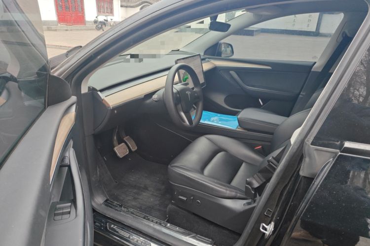 Used Tesla Model Y 2022 Rear-Wheel-Drive Version Driver Seat