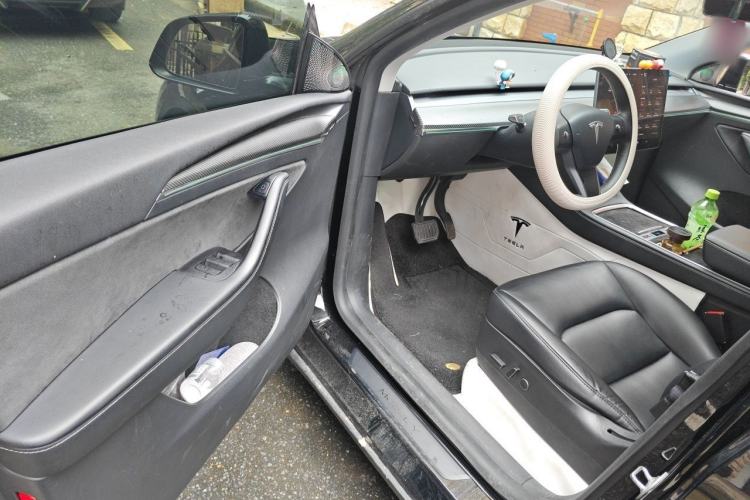 Used Tesla Model Y 2022 Rear-Wheel-Drive Version Driver Seat