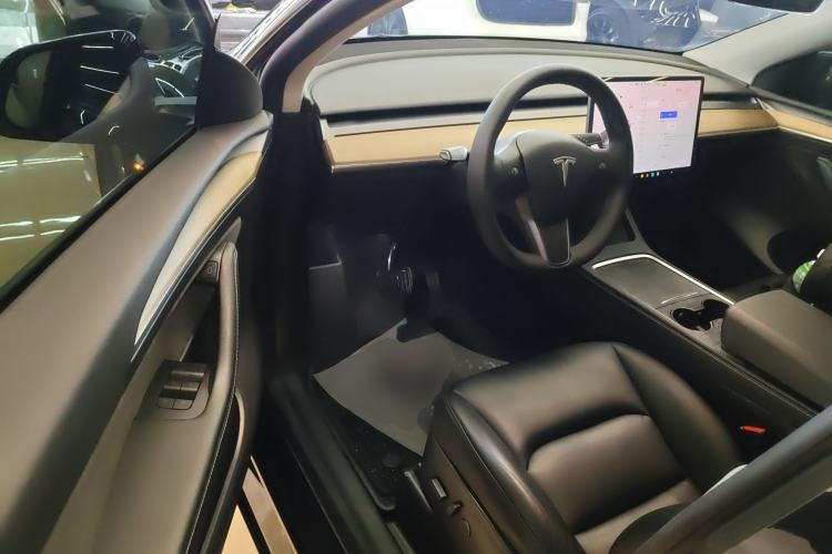 Used Tesla Model Y 2022 Revised Version Rear-Wheel Drive Driver Seat