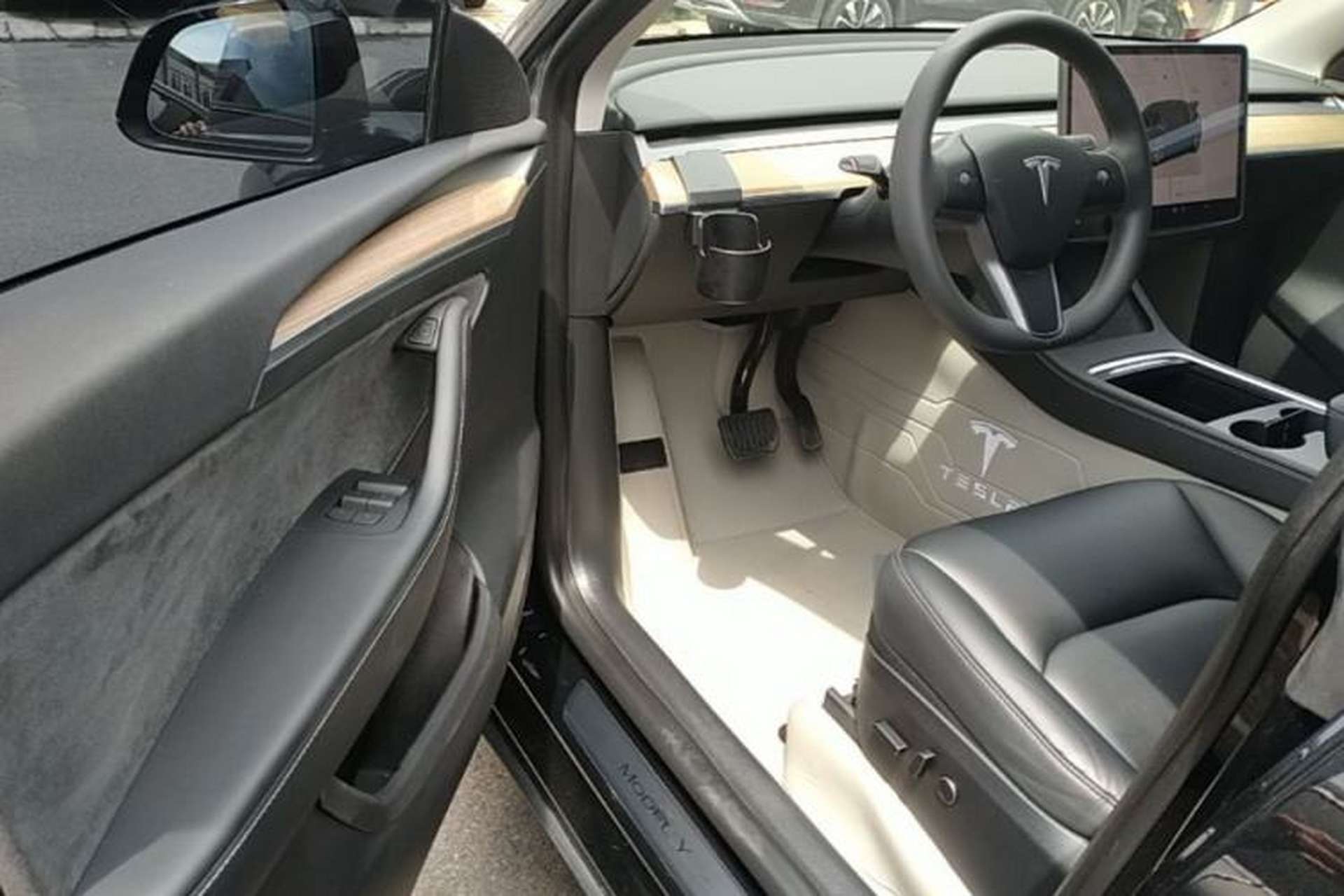 Used Tesla Model Y 2022 Revised Version Rear-Wheel Drive Driver Seat