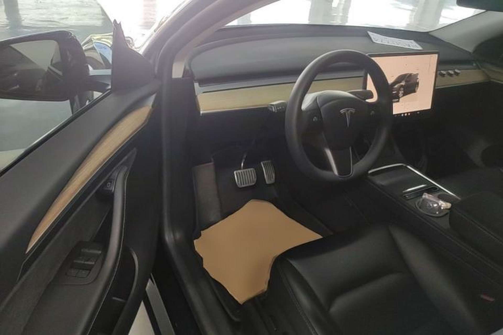 Used Tesla Model Y 2022 Rear-Wheel-Drive Version Driver Seat