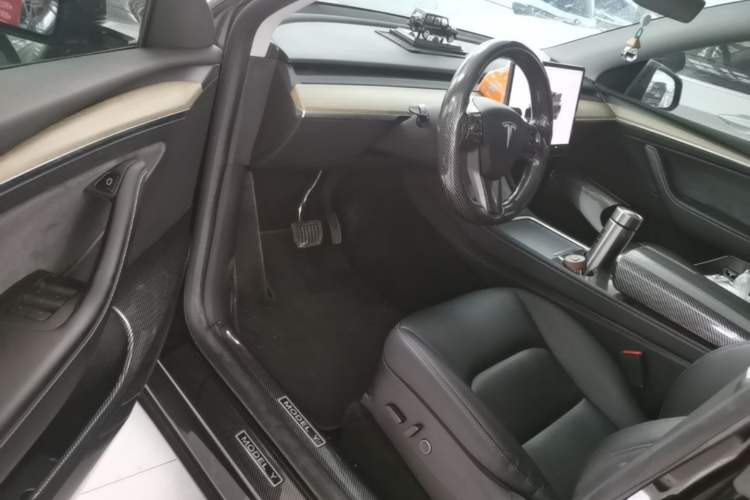 Used Tesla Model Y 2022 Revised Version Rear-Wheel Drive Driver Seat