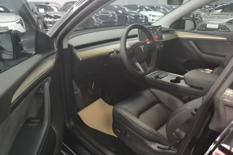 Used Tesla Model Y 2022 Revised Version Rear-Wheel Drive Driver Seat