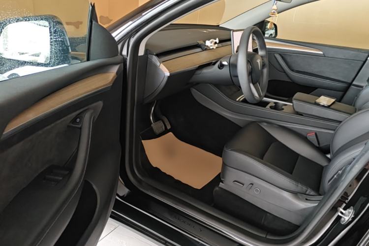 Used Tesla Model Y 2022 Revised Version Rear-Wheel Drive Driver Seat