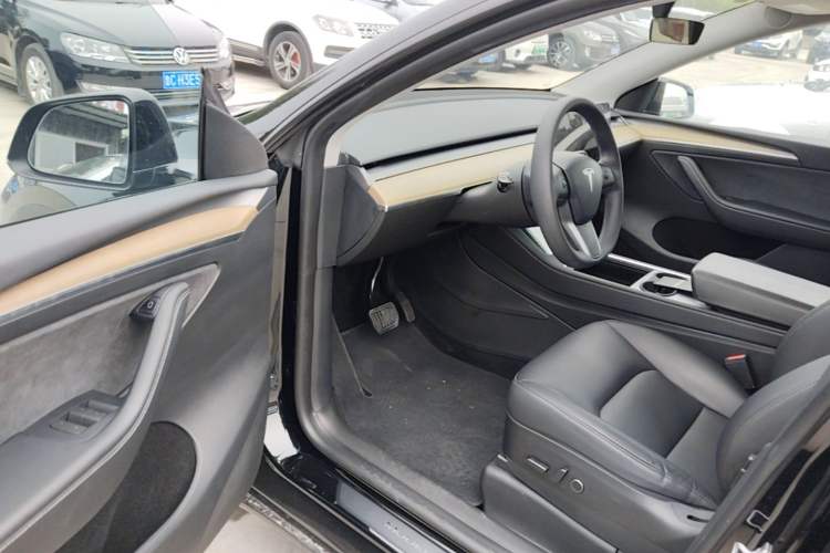 Used Tesla Model Y 2022 Revised Version Rear-Wheel Drive Driver Seat