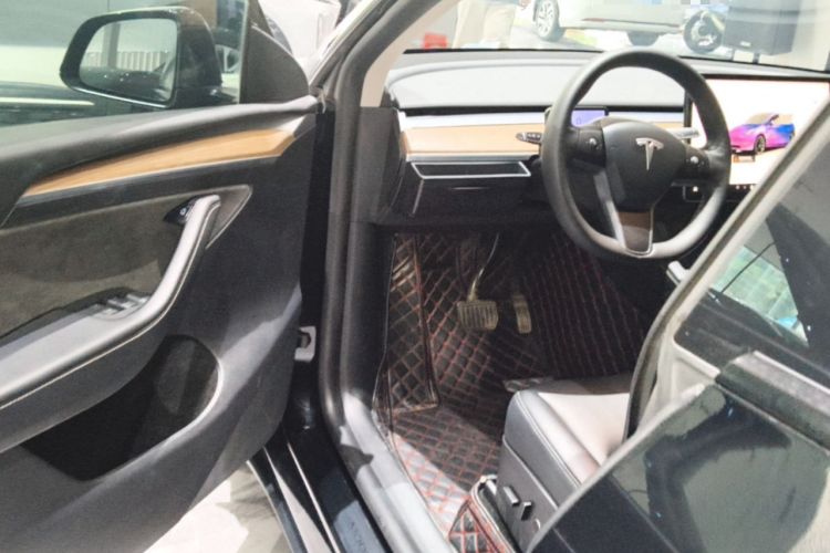 Used Tesla Model Y 2022 Rear-Wheel-Drive Version Driver Seat