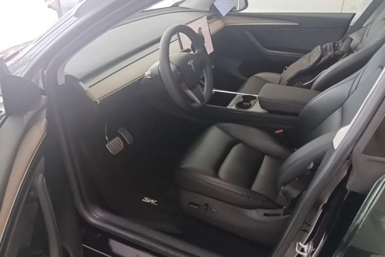 Used Tesla Model Y 2022 Performance High-Performance All-Wheel-Drive Version Driver Seat
