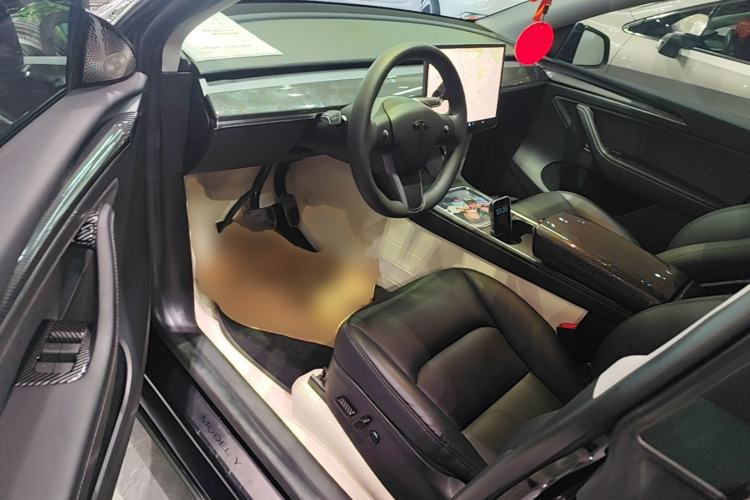 Used Tesla Model Y 2022 Rear-Wheel-Drive Version Driver Seat