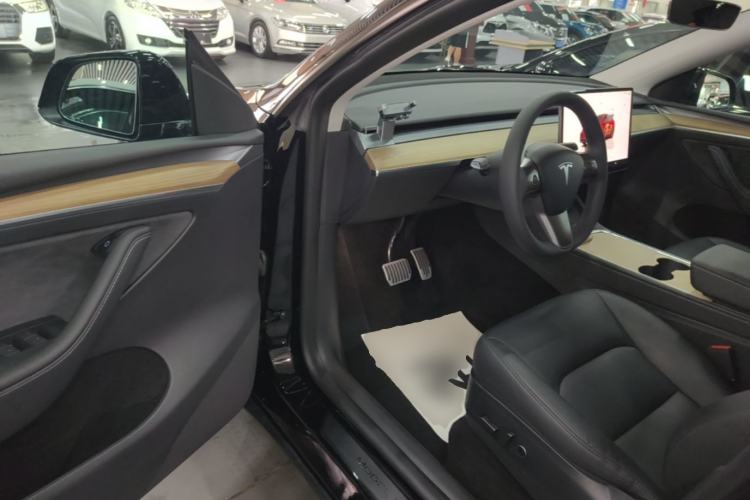 Used Tesla Model Y 2022 Revised Version Long-Range All-Wheel Drive Driver Seat