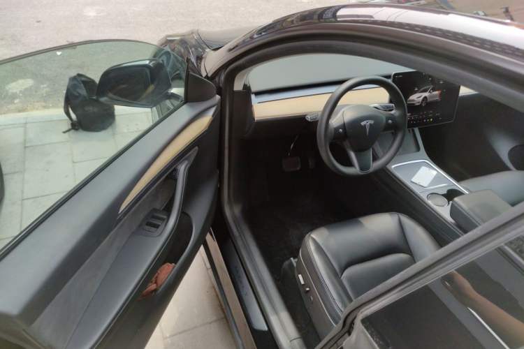 Used Tesla Model Y 2022 Revised Version Rear-Wheel Drive Driver Seat