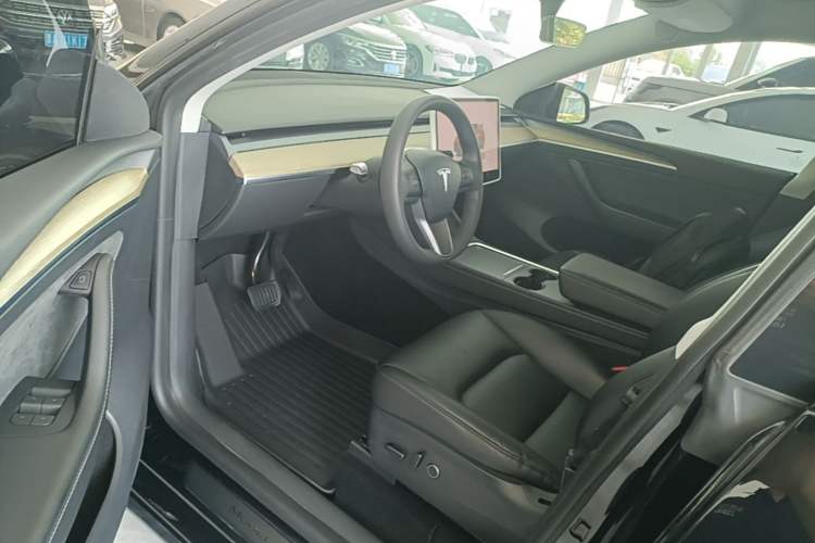 Used Tesla Model Y 2022 Revised Version Rear-Wheel Drive Driver Seat