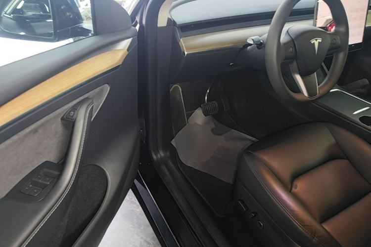 Used Tesla Model Y 2022 Revised Version Rear-Wheel Drive Driver Seat