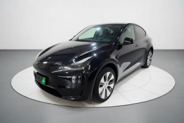 Ojetý Tesla Model Y 2022 Revised Version Rear-Wheel Drive