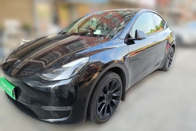 Used Tesla Model Y 2022 Long-Range All-Wheel-Drive Version