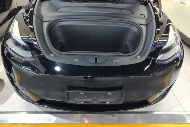Used Tesla Model Y 2022 Rear-Wheel-Drive Version Engine Bay