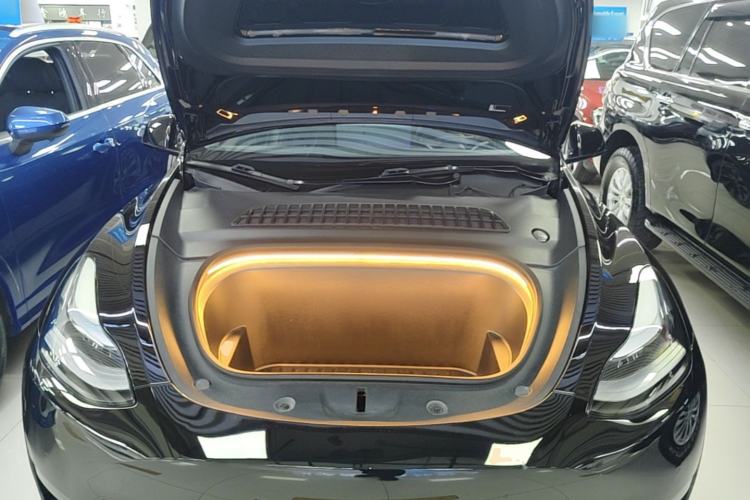 Used Tesla Model Y 2022 Rear-Wheel-Drive Version Engine Bay