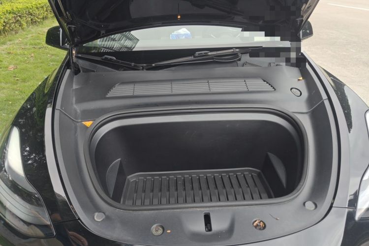 Used Tesla Model Y 2022 Rear-Wheel-Drive Version Engine Bay