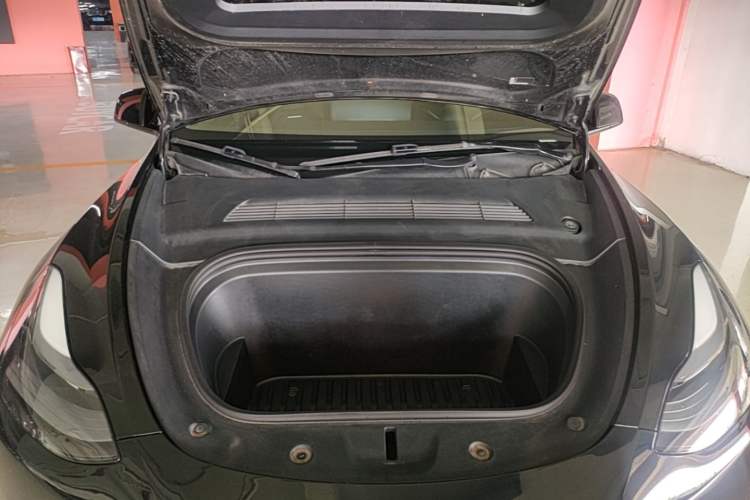 Used Tesla Model Y 2022 Revised Version Rear-Wheel Drive Engine Bay