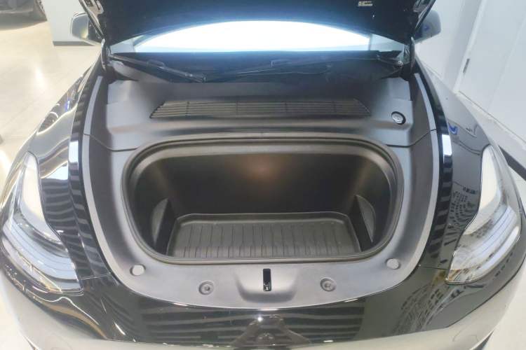 Used Tesla Model Y 2022 Revised Version Long-Range All-Wheel Drive Engine Bay
