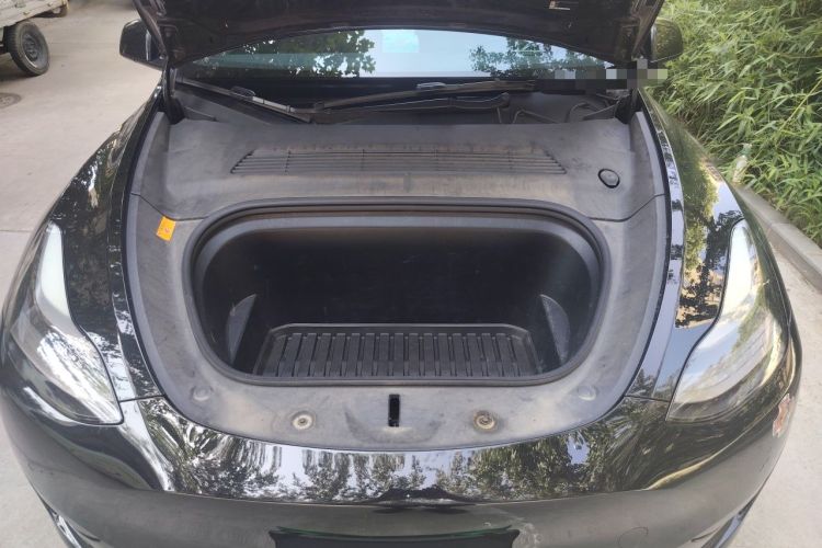 Used Tesla Model Y 2022 Rear-Wheel-Drive Version Engine Bay
