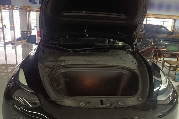 Used Tesla Model Y 2022 Rear-Wheel-Drive Version Engine Bay