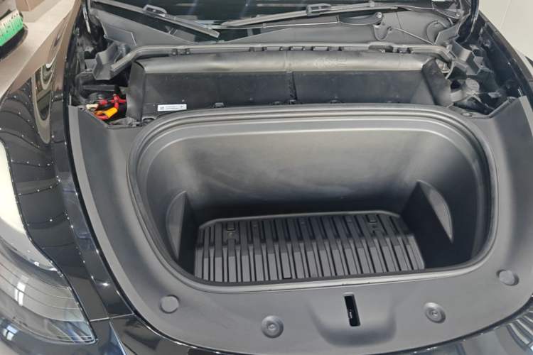 Used Tesla Model Y 2022 Revised Version Rear-Wheel Drive Engine Bay