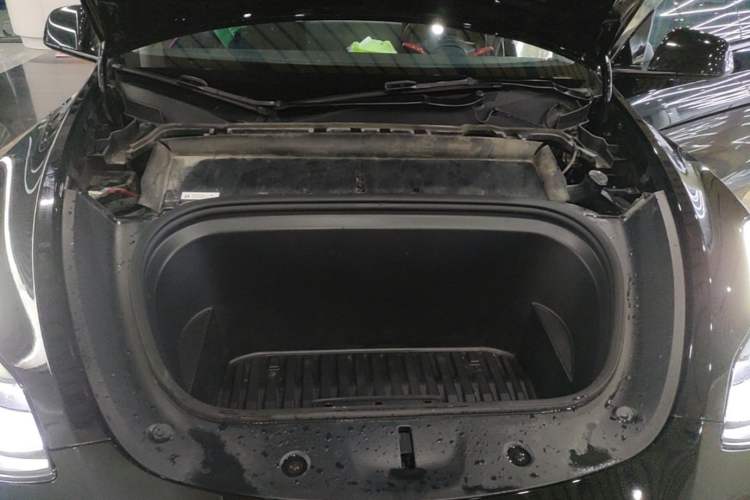 Used Tesla Model Y 2022 Revised Version Rear-Wheel Drive Engine Bay
