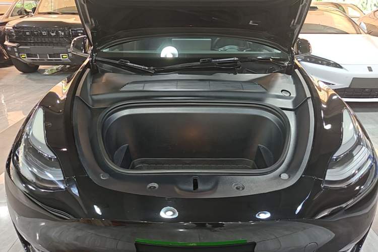 Used Tesla Model Y 2022 Revised Version Rear-Wheel Drive Engine Bay