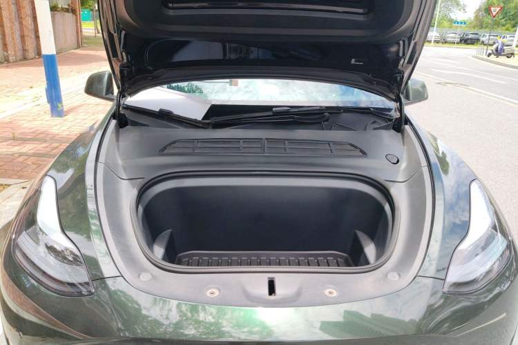 Used Tesla Model Y 2022 Revised Version Rear-Wheel Drive Engine Bay